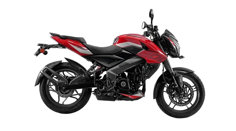  Bajaj Pulsar NS200 Cocktail Wine Red