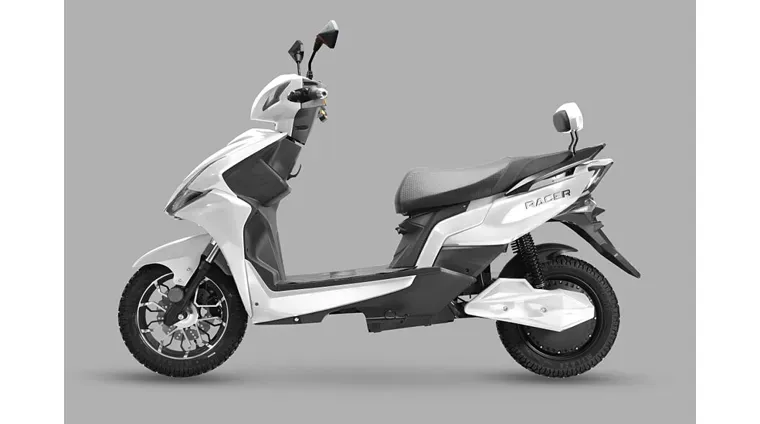 ओडिसी रेसर वी25