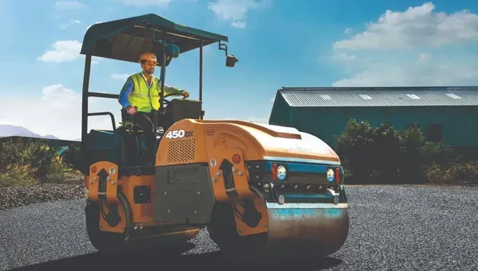 Main image of CASE 450 DX Compactor Specification and Features