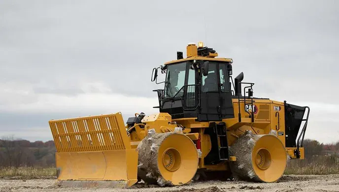 Main image of CAT 815 Compactor Specification and Features