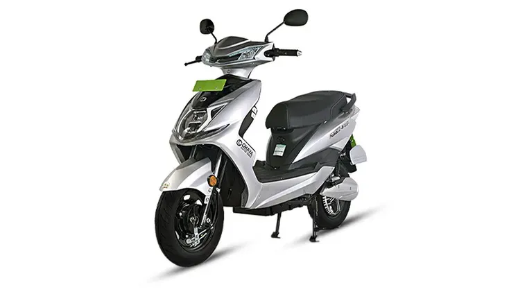 ओकाया फास्ट एफ2एफ8