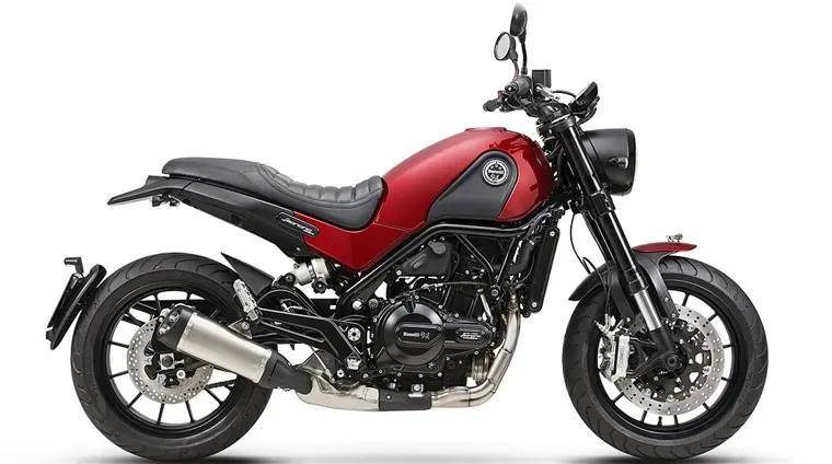  Benelli Leoncino 500 Red