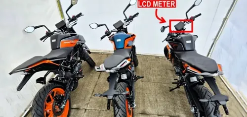 2024 KTM 200 & 125 Duke Leaked Images: New Features Unveiled